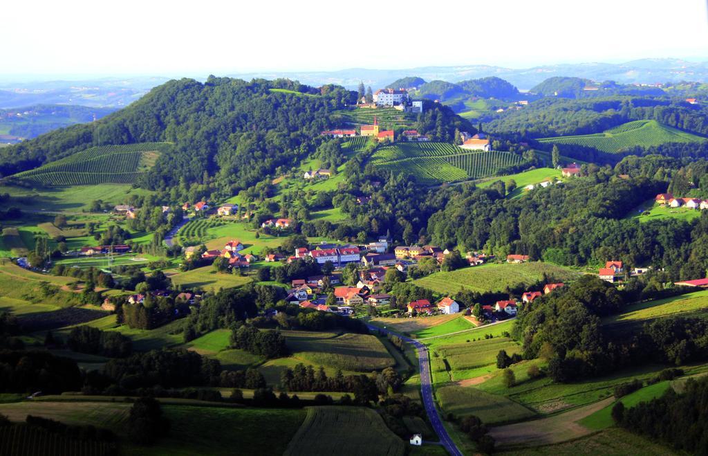 Schloss Kapfenstein エクステリア 写真